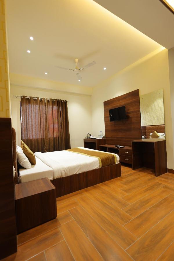 Hotel The Grand Tree Agra Agra  Bagian luar foto